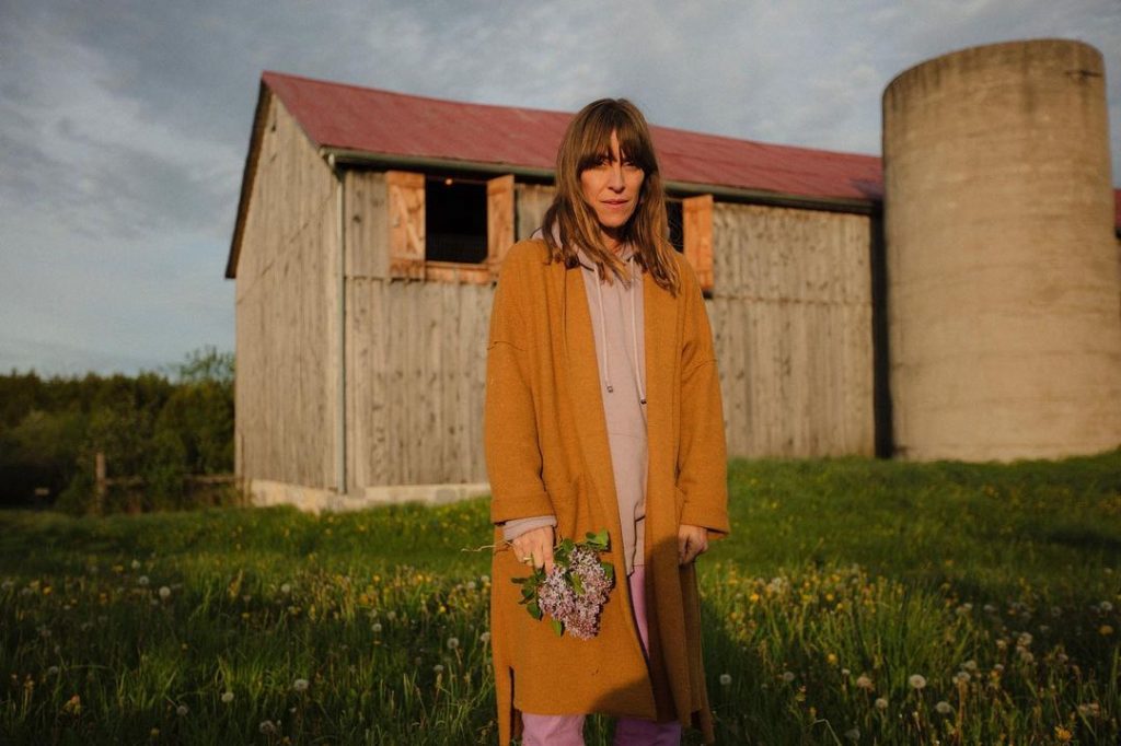 Leslie Feist ya no será telonera de Arcade Fire por acusaciones de abuso sexual contra el cantante de la banda