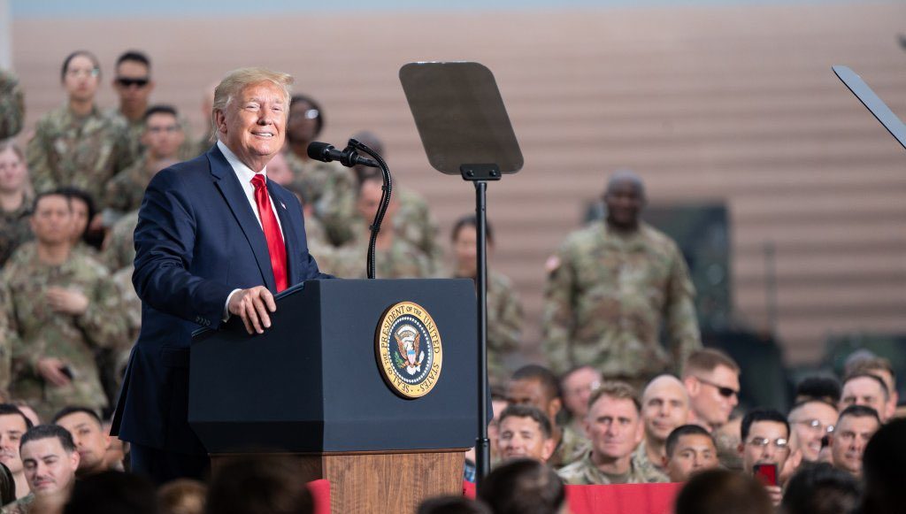 Trump dice que Biden sufre un prolongado estado de demencia por criticar a MAGA