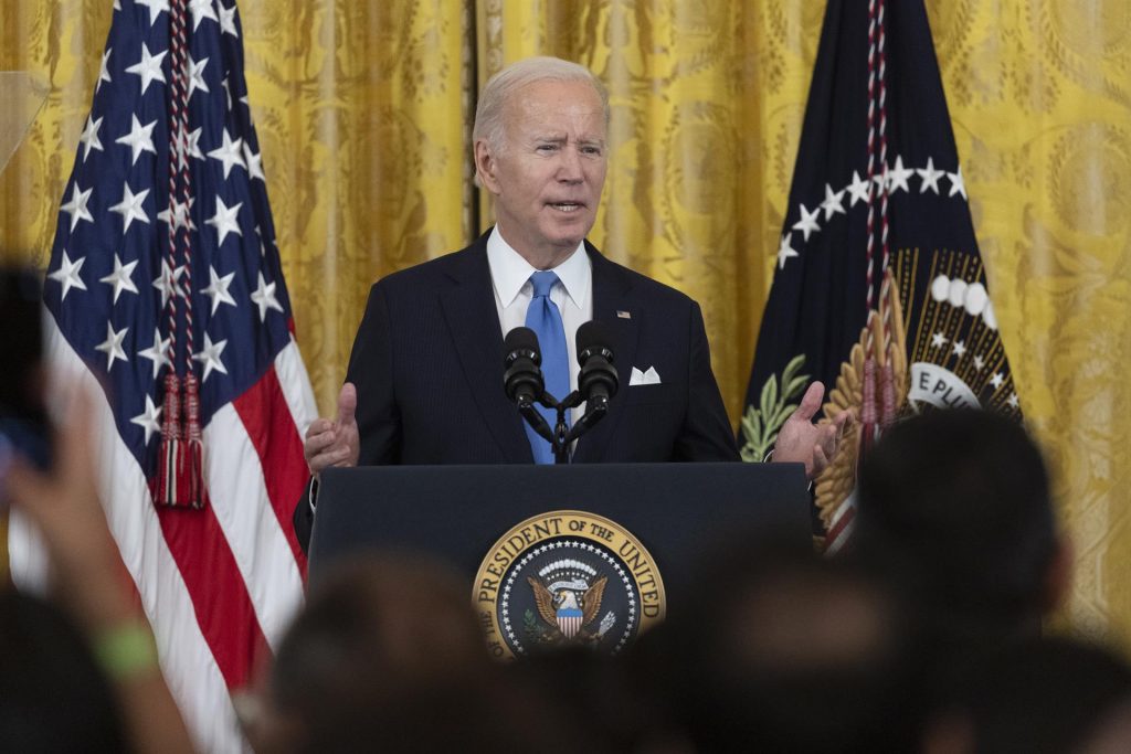 Biden avisa a Putin: Ni a EEUU ni a sus aliados les intimidan sus amenazas