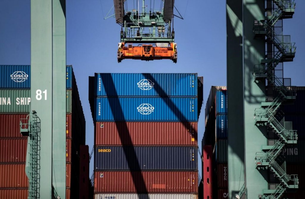 El déficit comercial de Estados Unidos cayó un 12,6 % en julio
