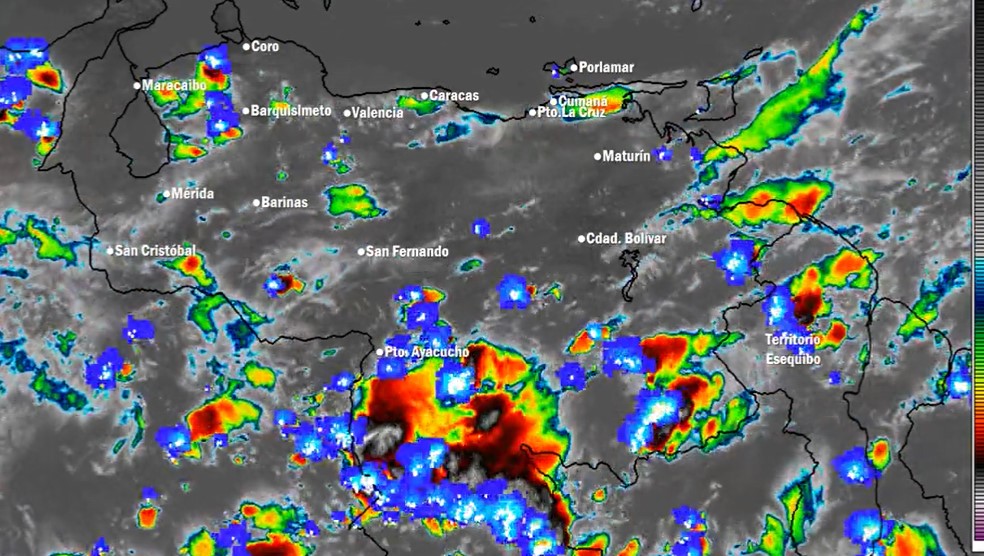 Inundaciones afectan a unas 4.000 familias en un estado del este de Venezuela