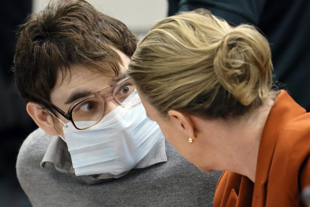 Jurado sugiere cadena perpetua para Nikolas Cruz por la matanza de Parkland