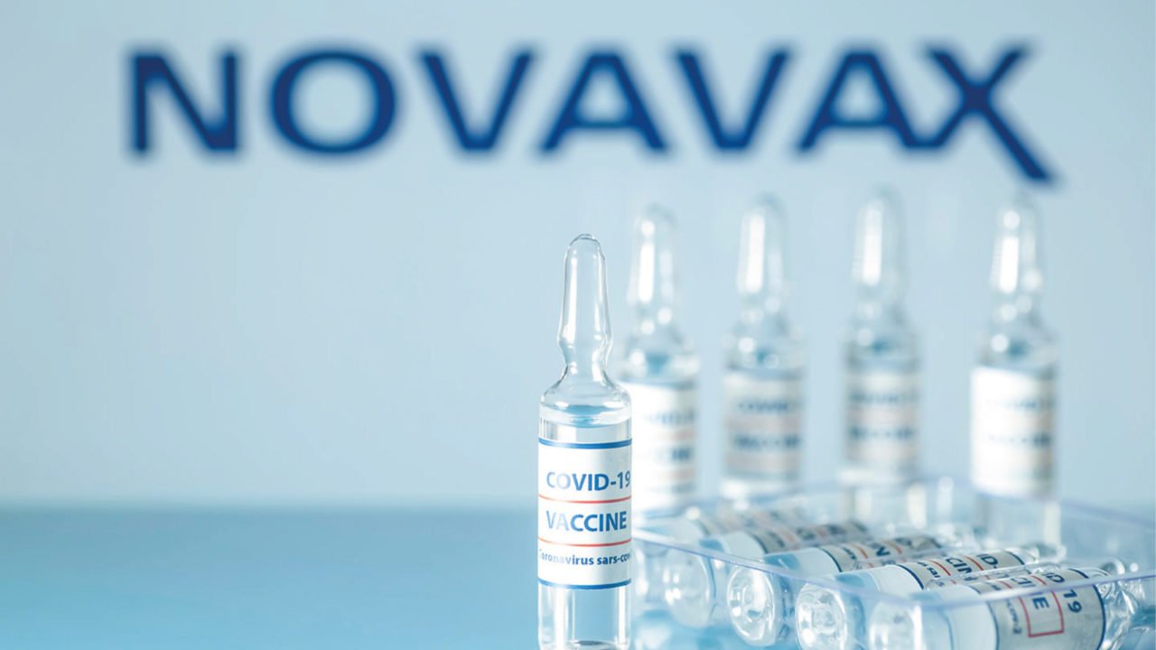 EEUU aprueba el uso de la vacuna de refuerzo de Novavax en adultos