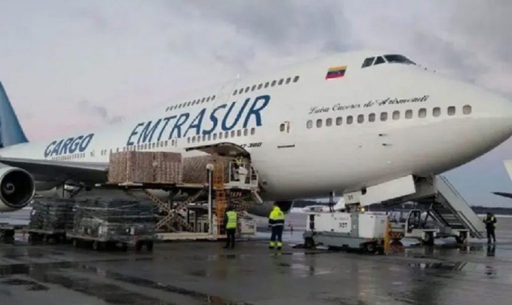 Tribunal de EEUU solicitó a Argentina confiscar el avión venezolano-iraní retenido en ese país