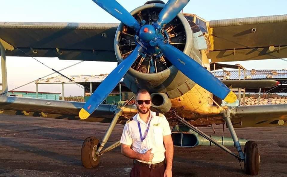 El piloto que escapó de Cuba en una avioneta seguirá detenido en Florida