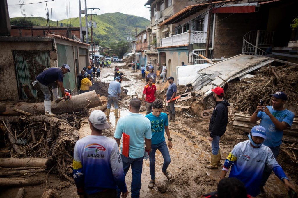 Ascienden a 37 los muertos en deslave de Las Tejerías en Venezuela