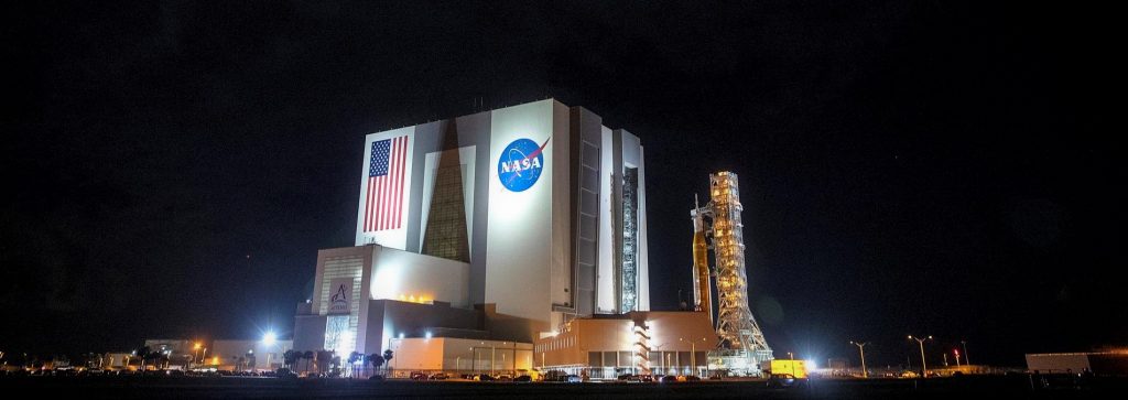 Tras 9 horas de viaje, el cohete de la misión Artemis volvió a la plataforma de lanzamiento