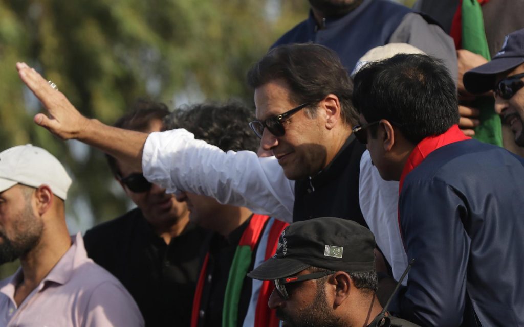 Partido de Imran Khan convoca una manifestación nacional tras el ataque