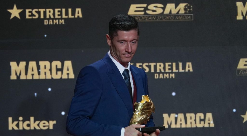 Lewandowski recibió la Bota de Oro seguro de que el próximo año será muy bueno