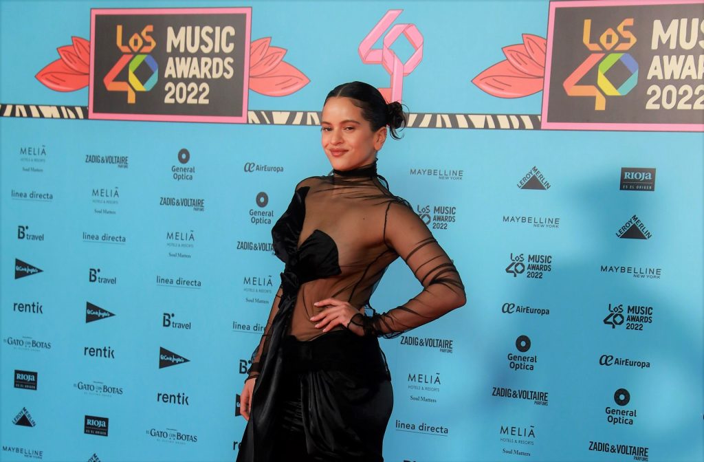 Rosalia, Carlos Vives y Gente de Zona actuarán en los Latin Grammy