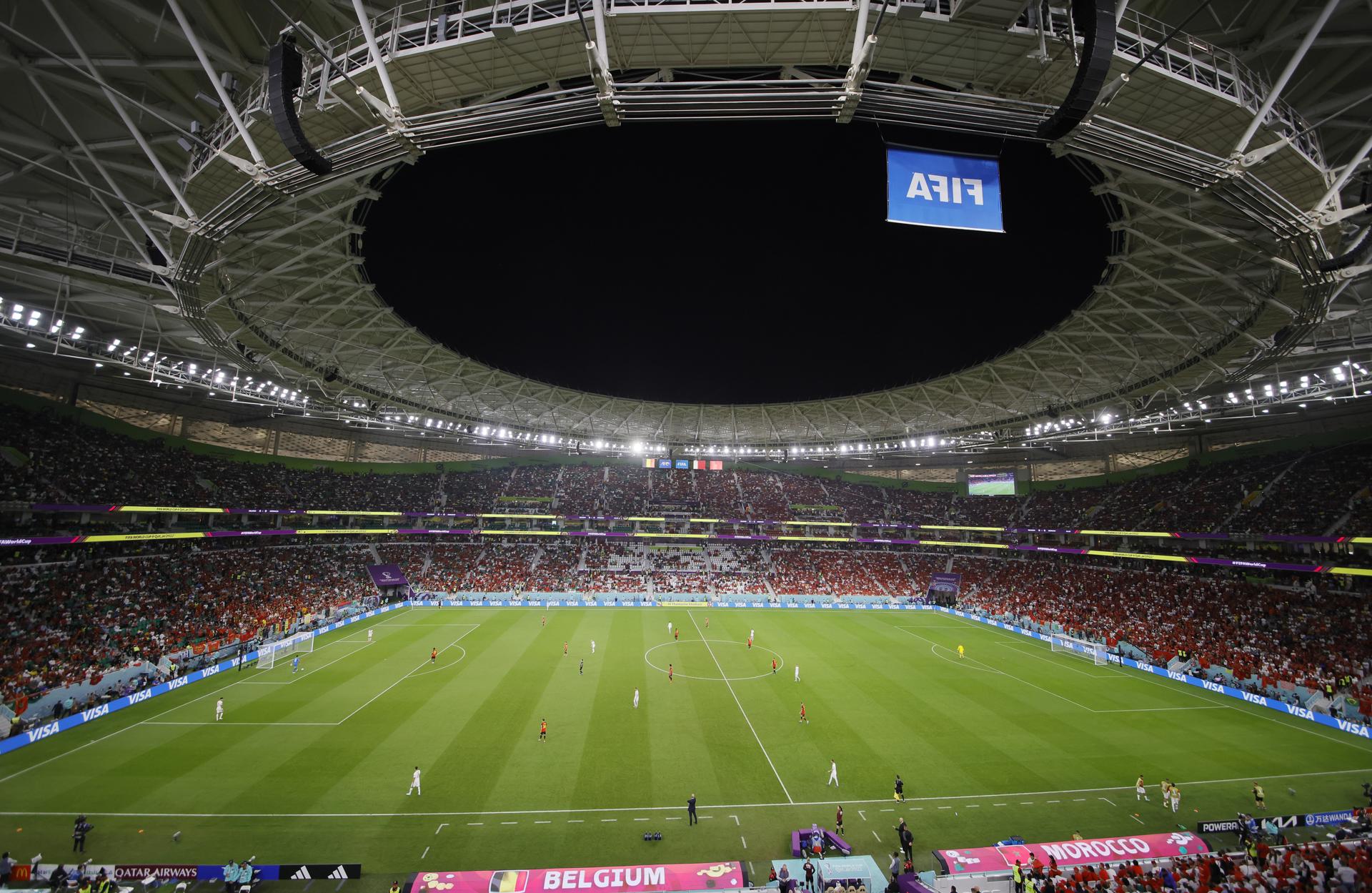 Talibanes ganaron millones de euros durante la construcción de estadios para el Mundial de Qatar