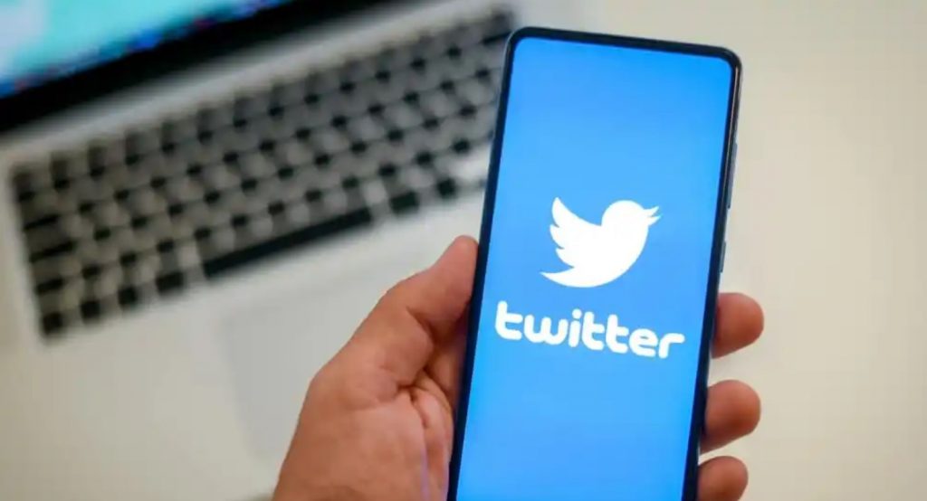 Musk dice que pronto aplicará "amnistía" a cuentas suspendidas de Twitter