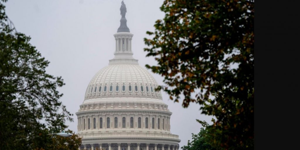 Jefe de campaña demócrata admite derrota y queda fuera del Congreso de EEUU