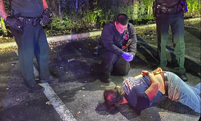 Hombre molesto por perder sus laves inicia tiroteo en bar de Palm Coast
