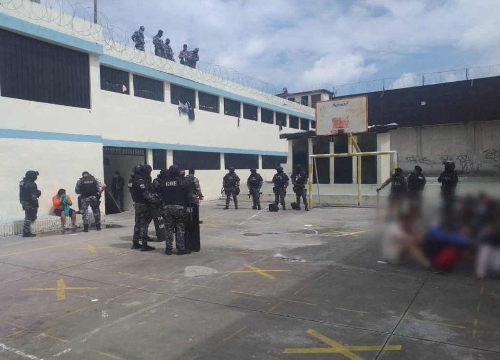 Aumentan a 10 los presos asesinados en nueva masacre carcelaria en Ecuador