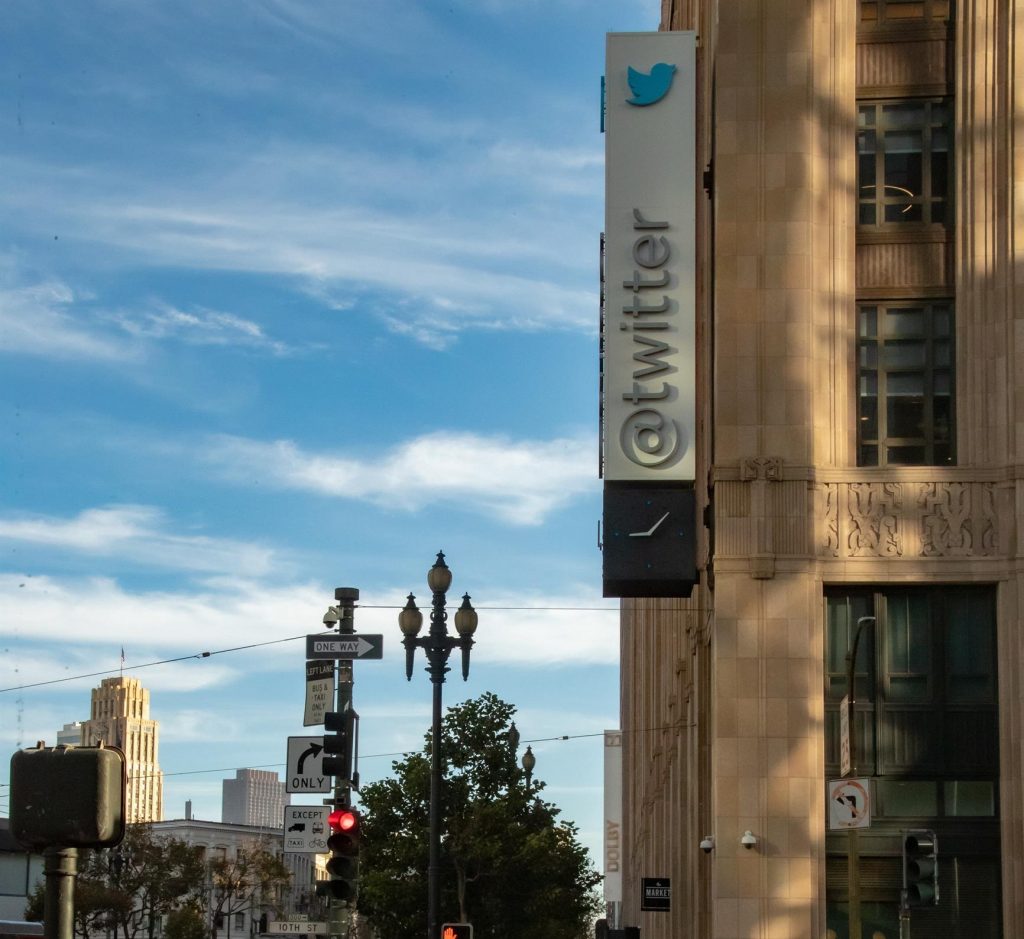 Musk adelanta que habrá un "Twitter premium" con precios adaptados a cada país
