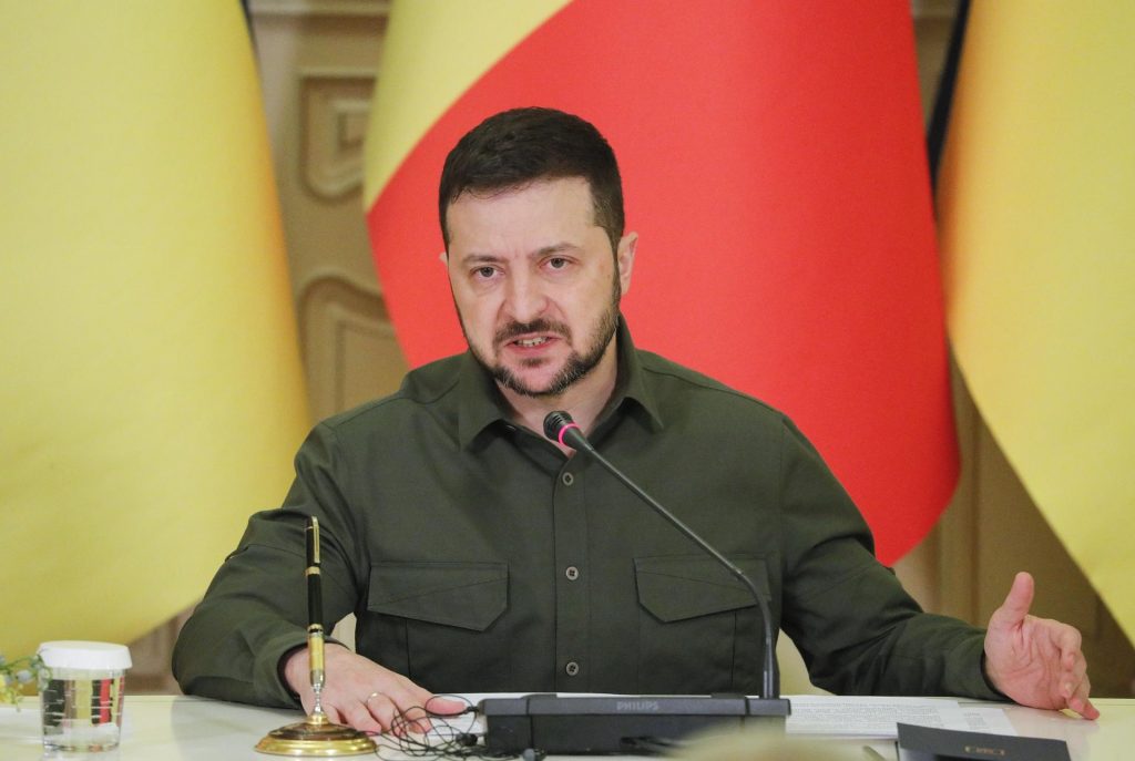 Ucrania se prepara para otro ataque ruso y autoridades no descartan evacuación parcial en Kiev