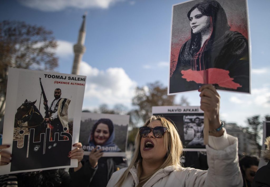 Irán ejecutará "pronto" a condenados a muerte por participar en las protestas