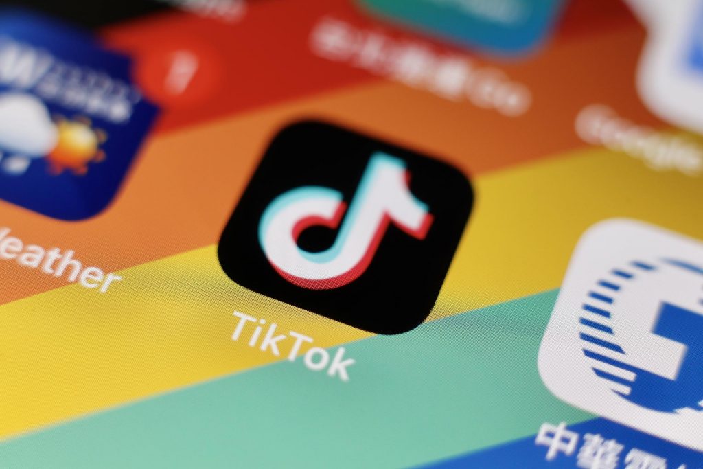 Empleados del Gobierno federal no tendrán TikTok en sus dispositivos oficiales por decisión del Senado