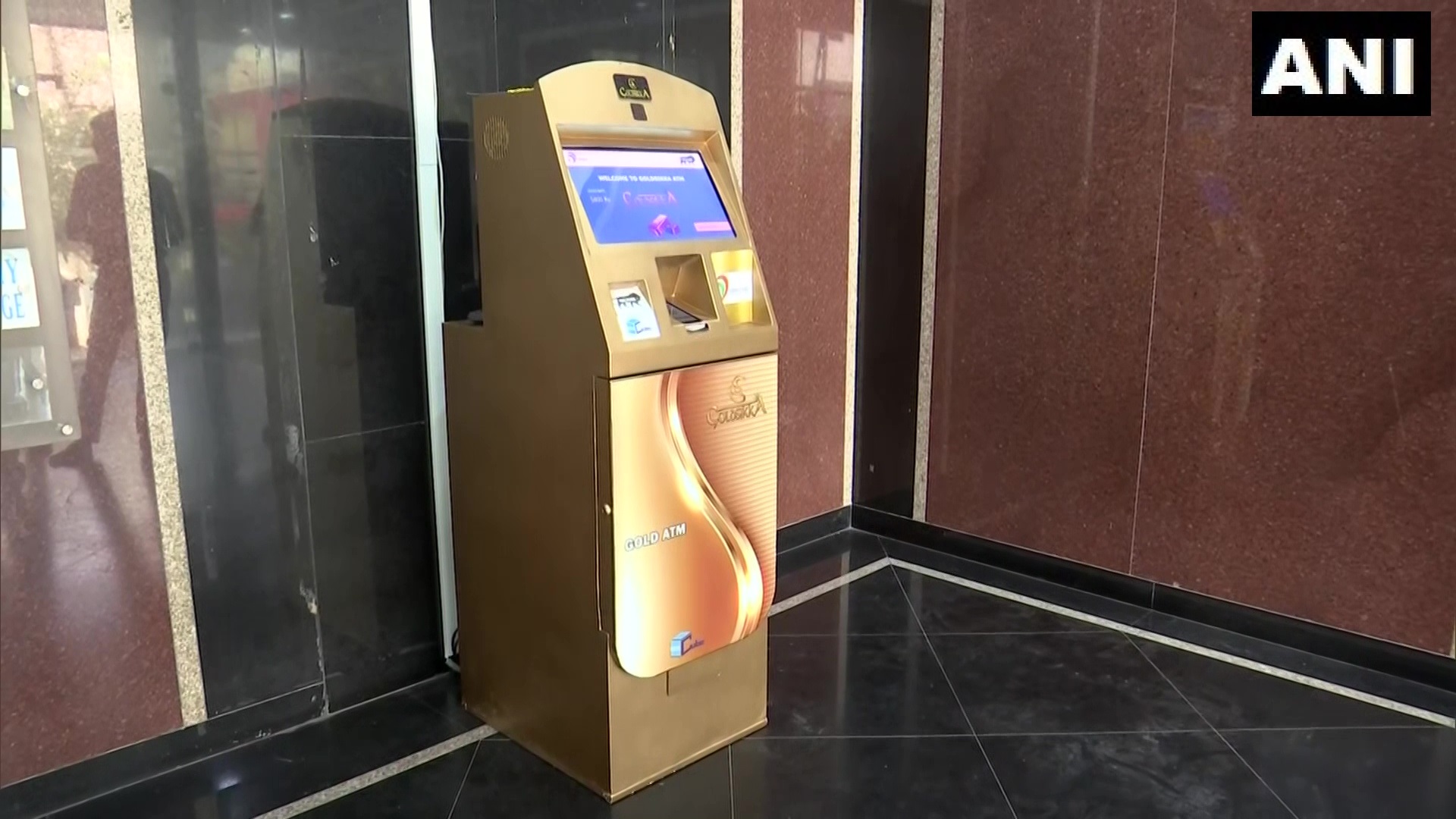 (+Video) Inauguran en la India un cajero automático que expende oro