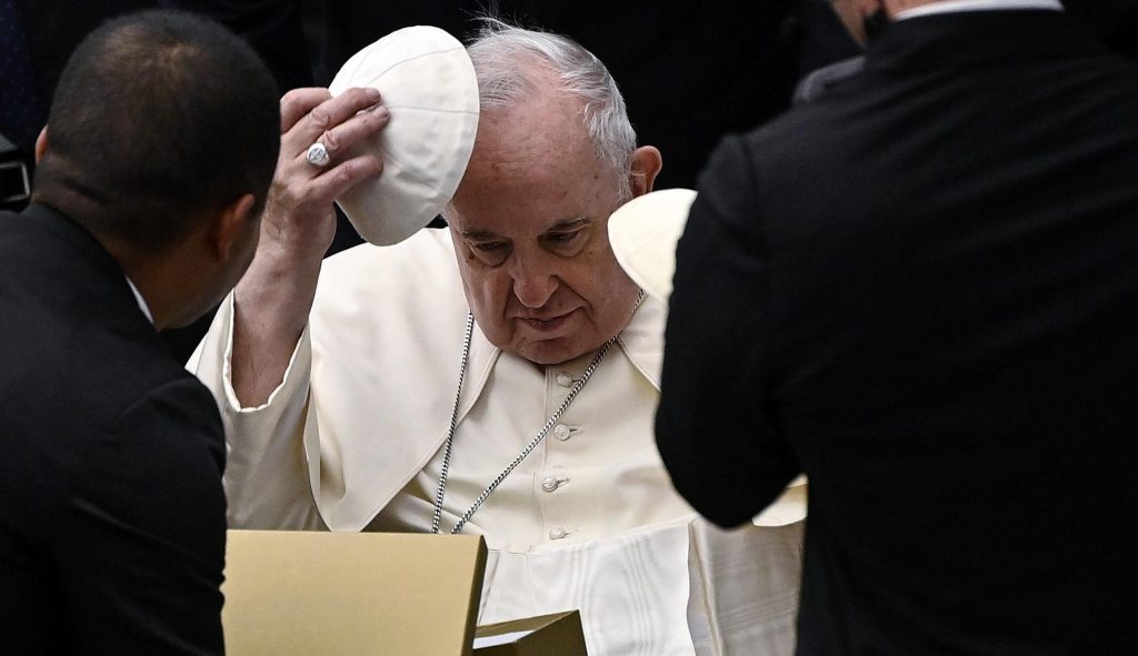 El papa ordenó a los Museos Vaticanos devolver los 3 fragmentos de mármol del Partenón de Atenas
