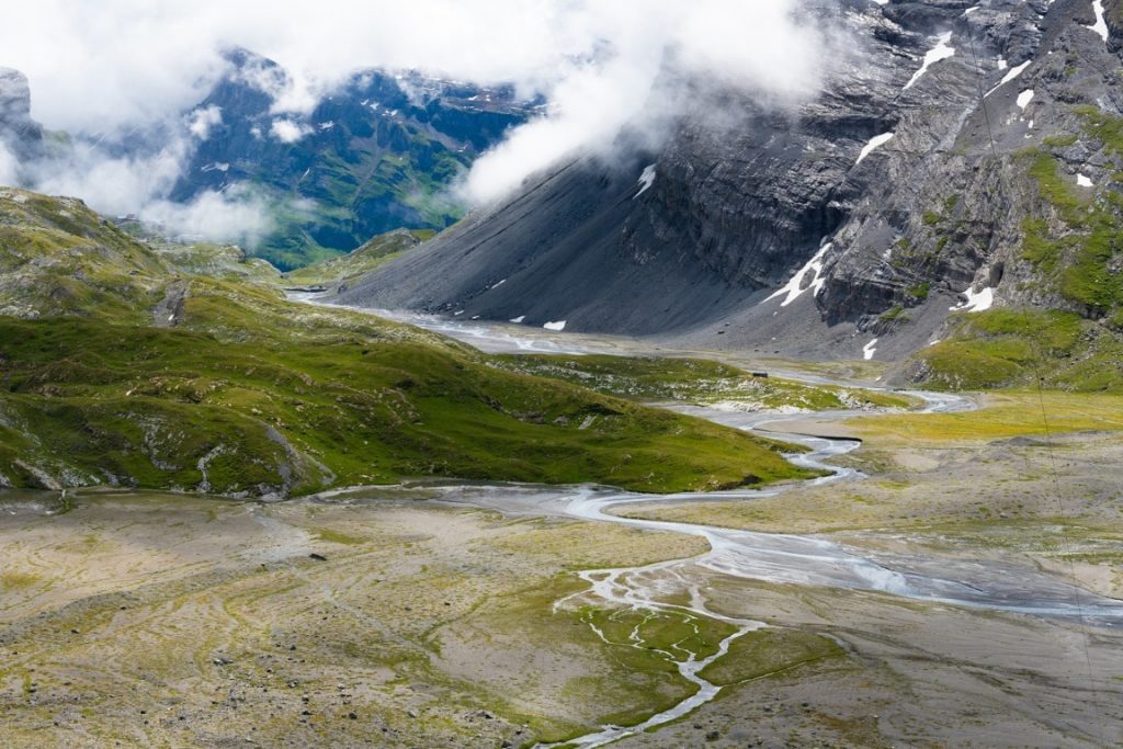 Suiza sufre una ausencia muy inusual de nieve en los Alpes para un fin de año