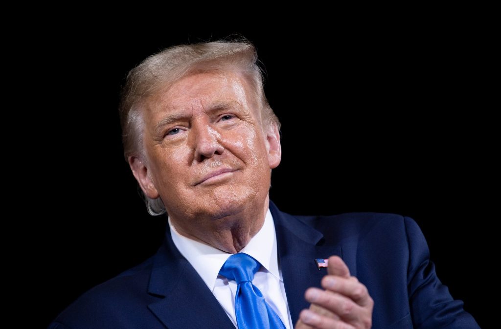 Trump demandó a los Premios Pulitzer por difamación