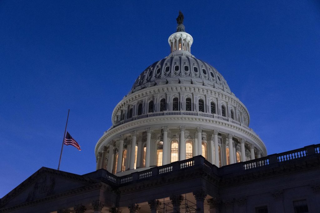 Un comité del Congreso de EEUU reprocha a las petroleras no tomar medidas climáticas