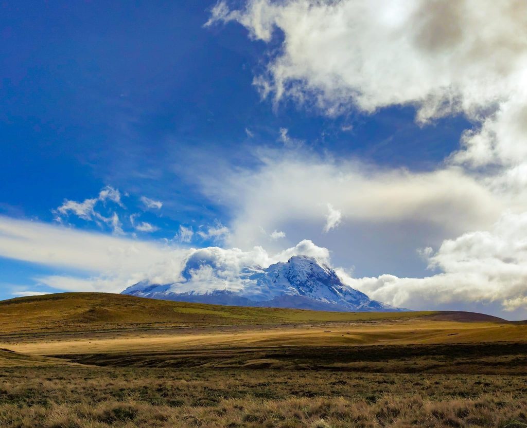 3 excursionistas fallecieron en el volcán ecuatoriano Antisana