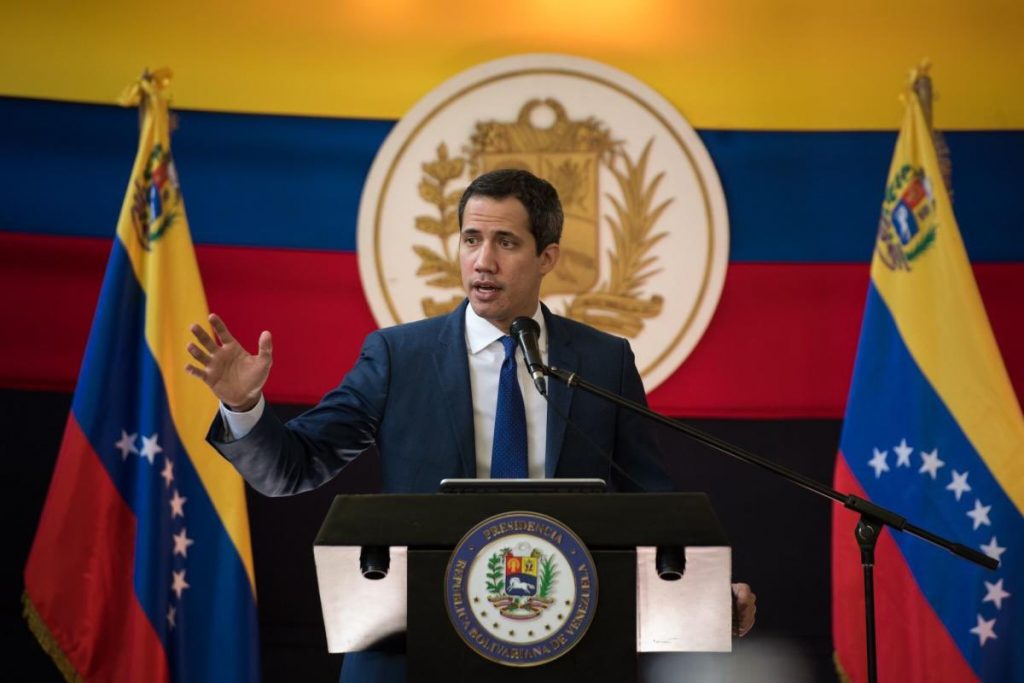 Asamblea Nacional da un paso para eliminar Gobierno interino de Guaidó en Venezuela