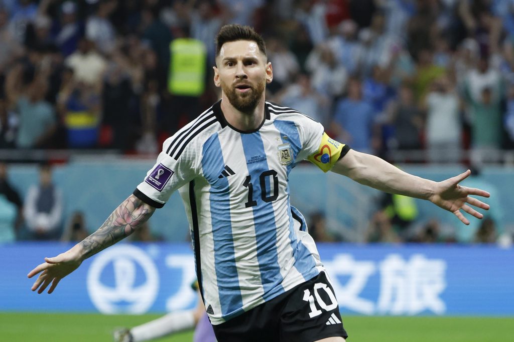 Messi ya está en el podio histórico de partidos disputados