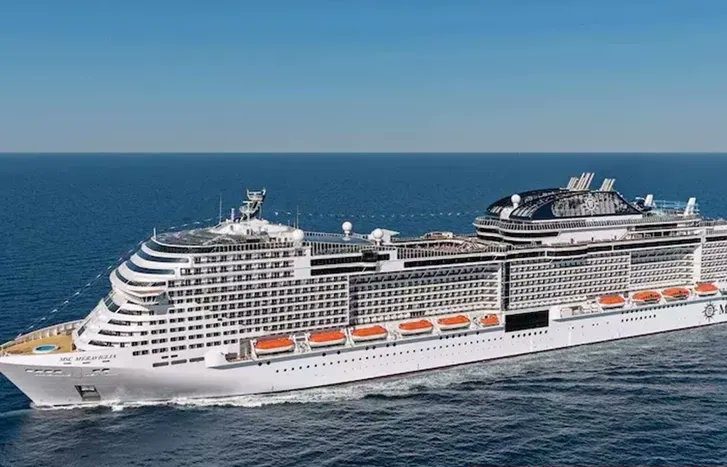 Hallan el cuerpo de una mujer tras caer de un crucero en aguas de Florida