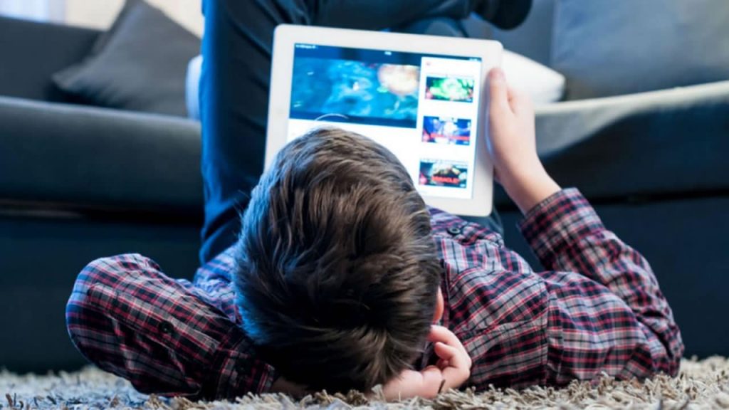 Estudio asocia el trastorno obsesivo compulsivo con la exposición de jóvenes a videos