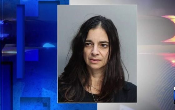 Arrestada periodista por secuestro y explotación de su madre de 88 años en Miami