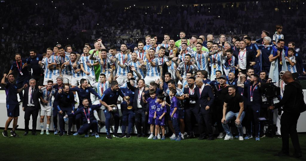 La selección de Argentina ya partió a su país para celebrar con los suyos