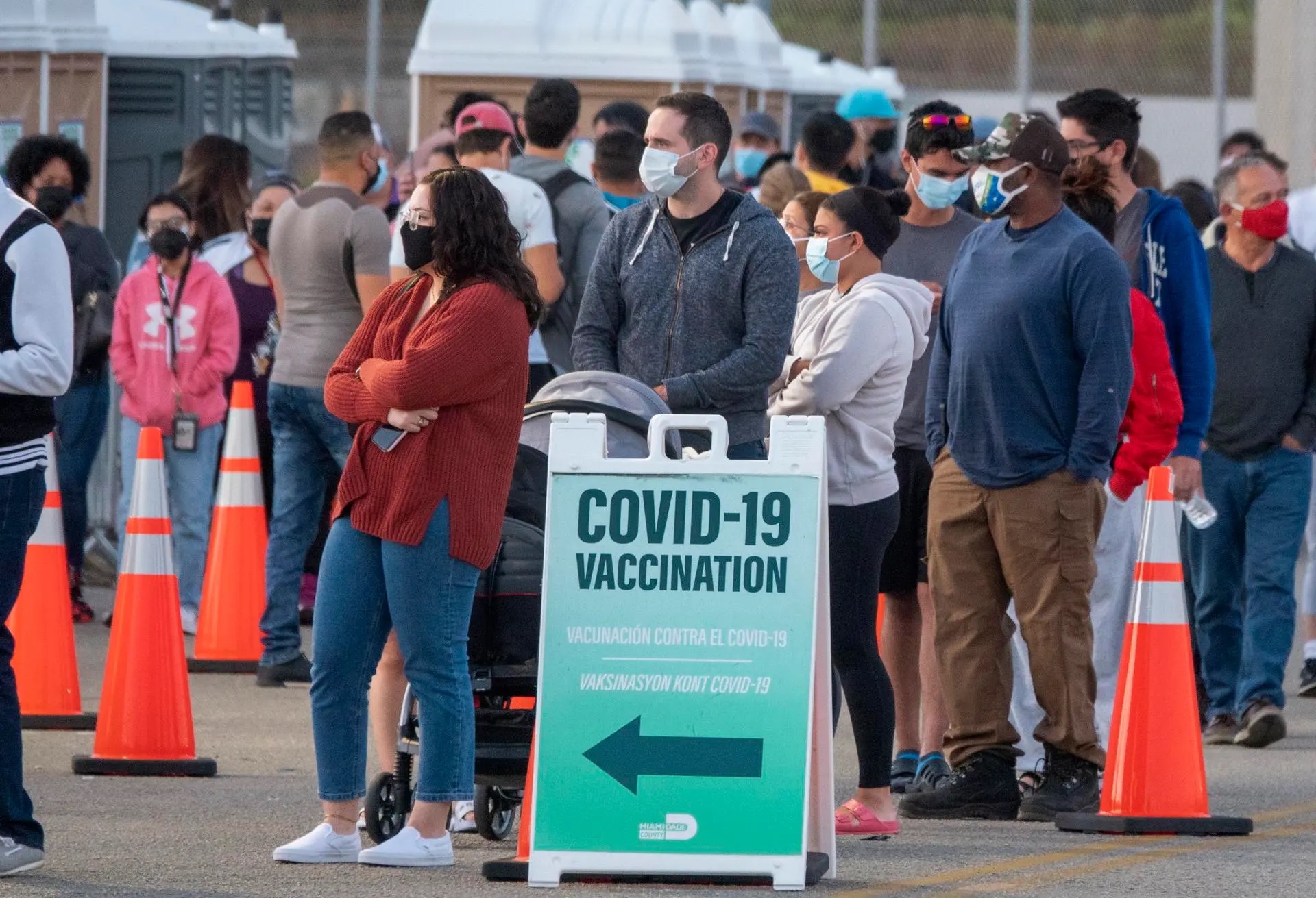 Supremo de Florida autorizó investigación sobre las vacunas contra la COVID-19