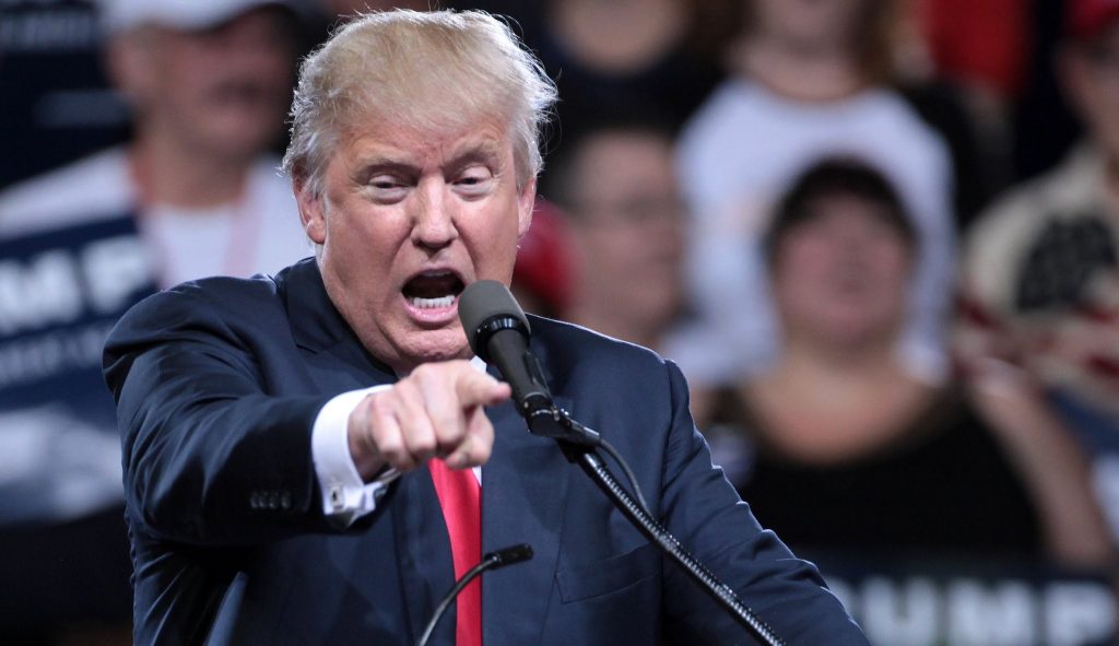 Trump pide rescindir la Constitución para revocar resultado de elecciones y devolverlo a la Casa Blanca