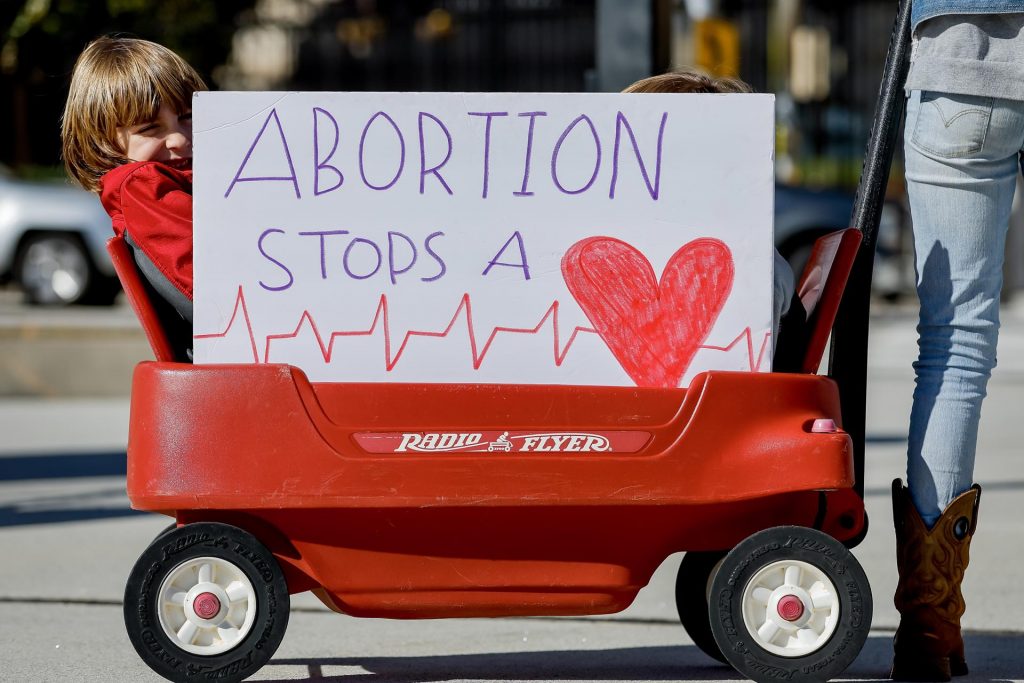 Corte Suprema de Florida ratifica que el aborto debe realizarse hasta la semana 15 de embarazo