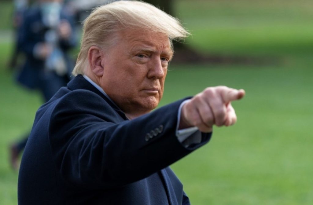 La mujer acusada de enviar veneno a Donald Trump se declara culpable