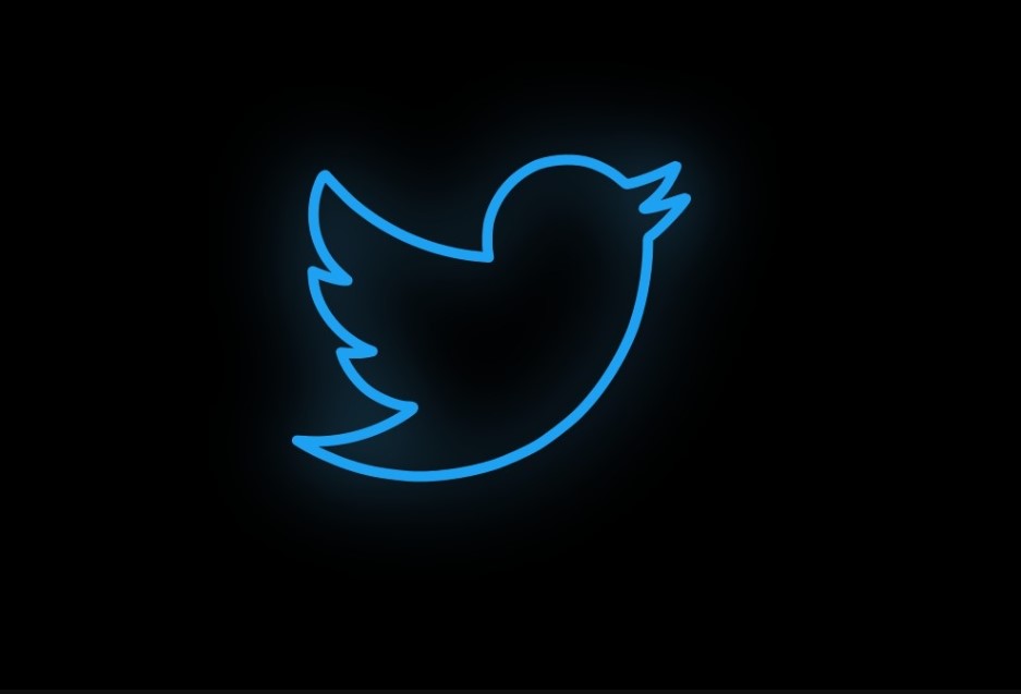 Twitter adoptará una nueva forma de navegación en el 'feed' que permitirá cambiar entre tuits, temas y tendencias