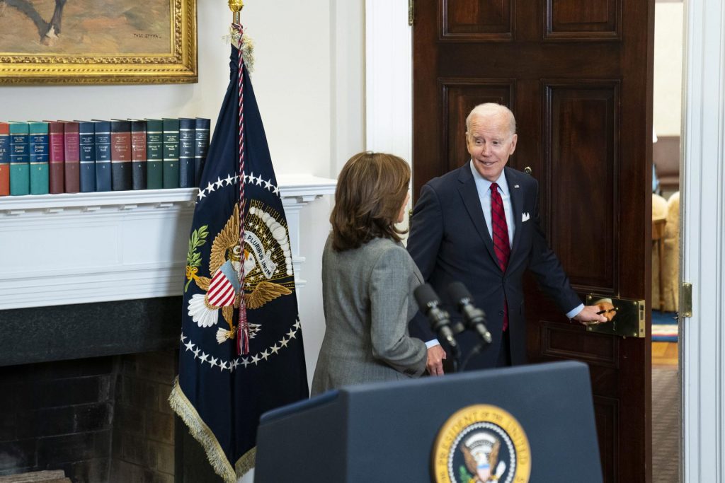 Departamento de Justicia investiga documentos clasificados encontrados en una oficina de Biden