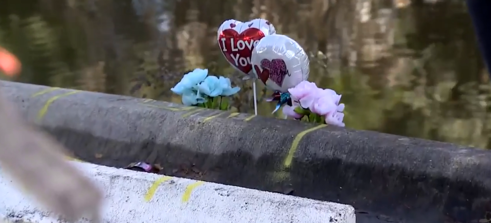 Mueren dos adolescentes ahogados tras caer su auto en un canal de Florida