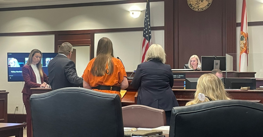 Chica de 15 años que se enfrentó a tiros con la Policía en Volusia aceptó acuerdo con la fiscalía