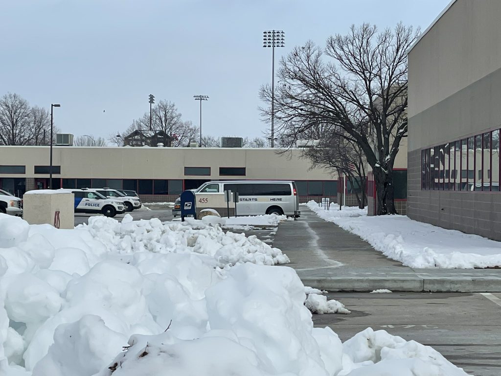 2 alumnos murieron tras tiroteo en una escuela de Des Moines