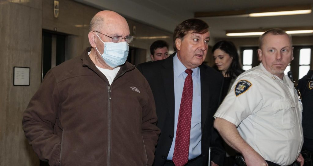 Tribunal de Nueva York condenó al exjefe financiero de la Organización Trump a 5 meses de cárcel