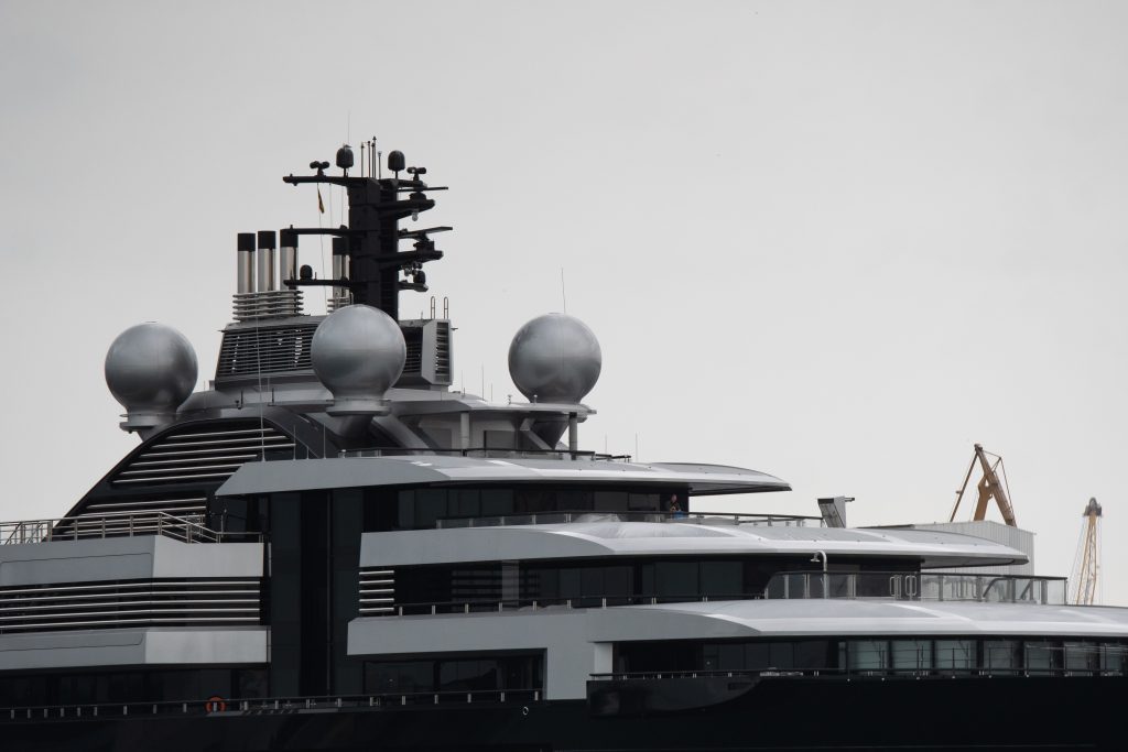 EEUU procesará a un ruso y un británico por ocultar yate de un oligarca ruso