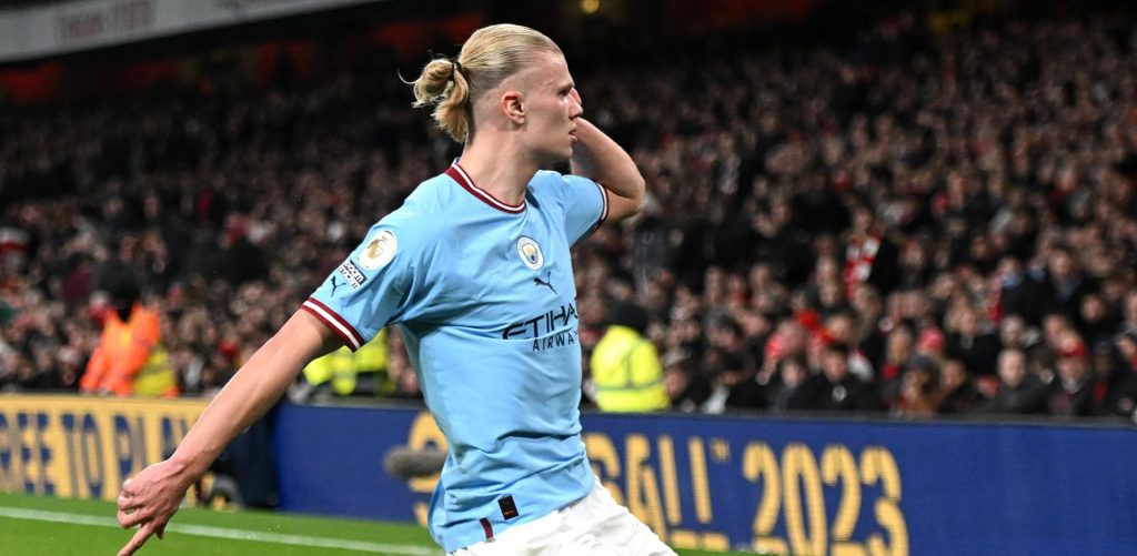 El Manchester City es líder tras ganar en casa del Arsenal