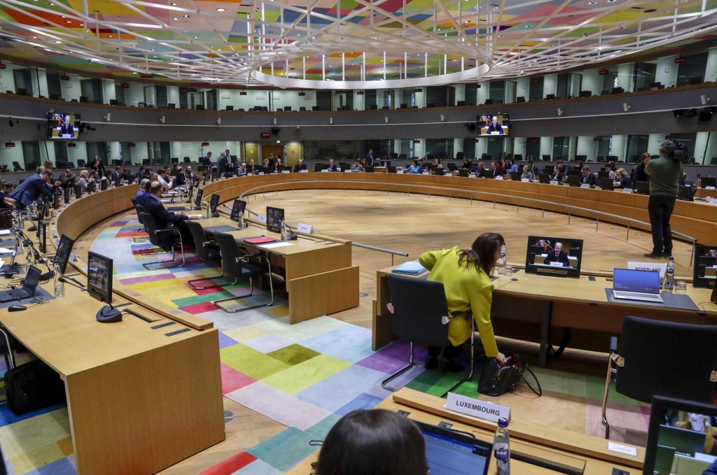 Empleados de la Comisión Europea no podrán instalar TikTok en sus móviles