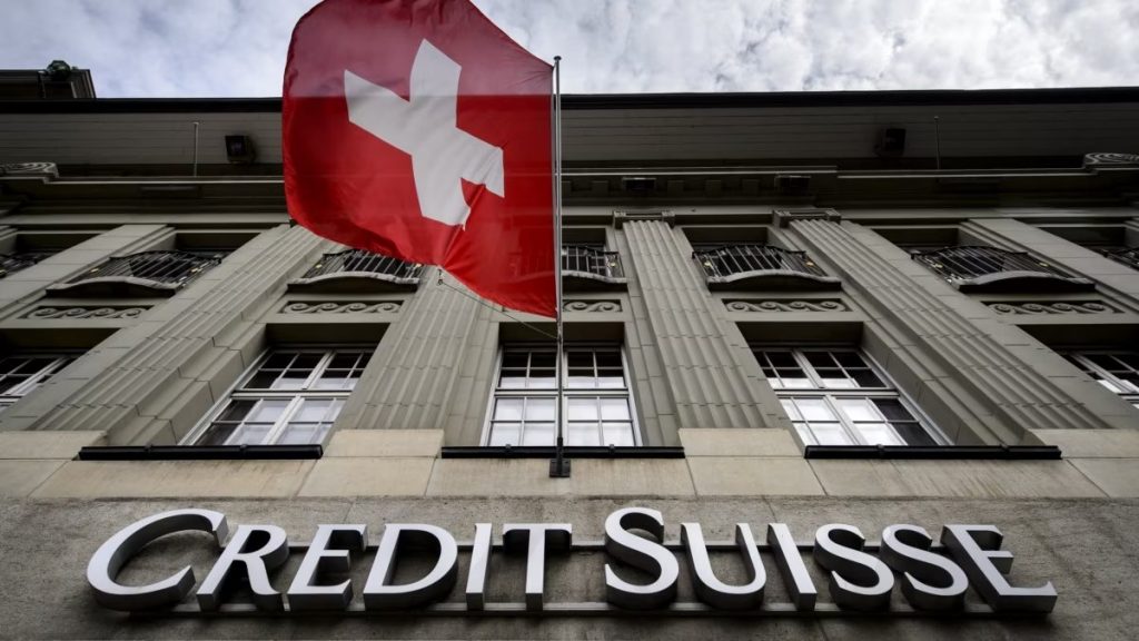 Exempleado de Credit Suisse robó datos personales de algunos colaboradores
