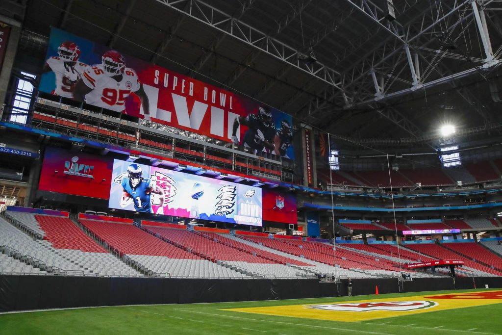 Proyectan apuestas por 16 mil millones de dólares en el Super Bowl LVII